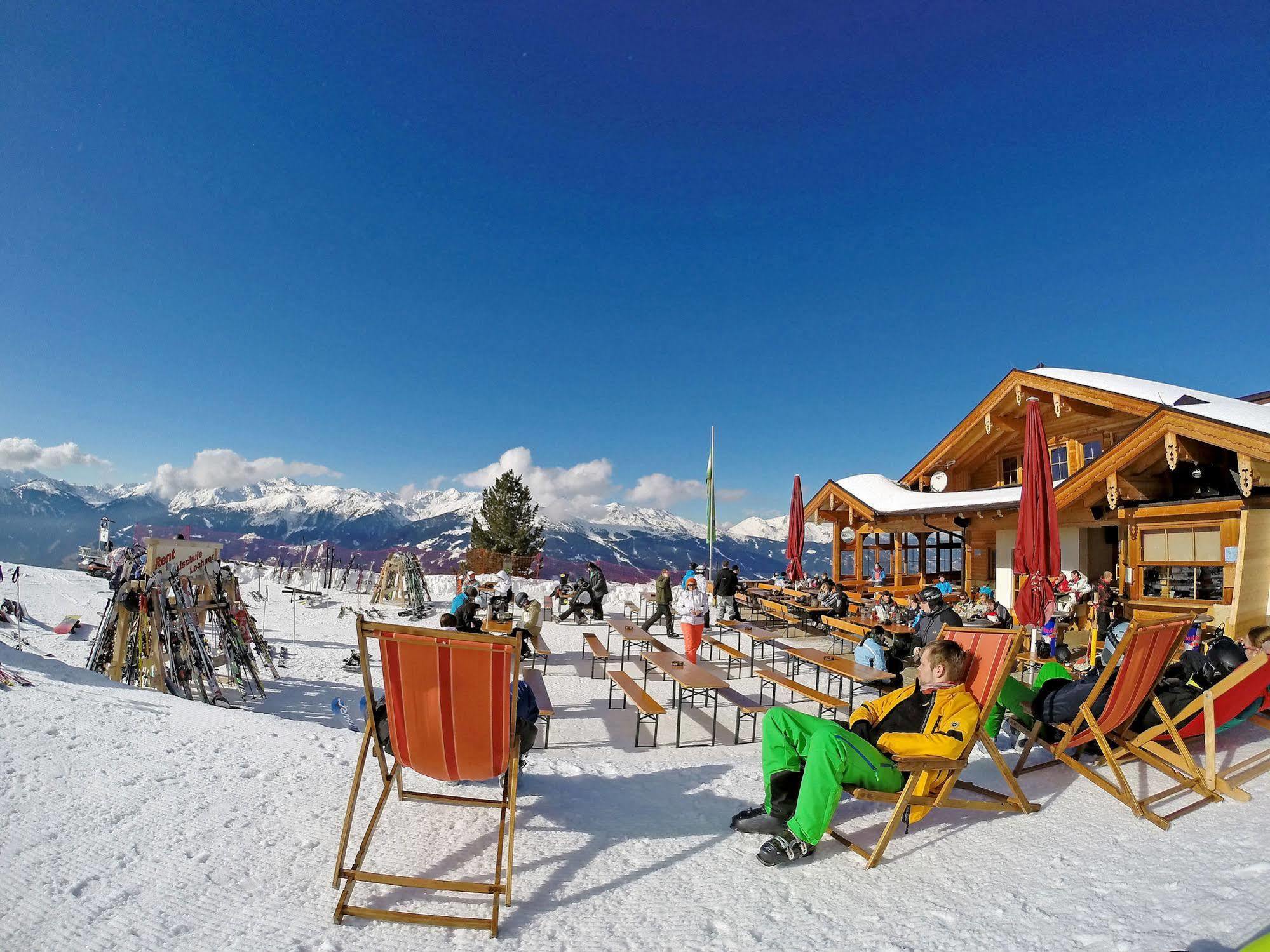 Hotel Eckartauerhof Майерхофен Екстериор снимка